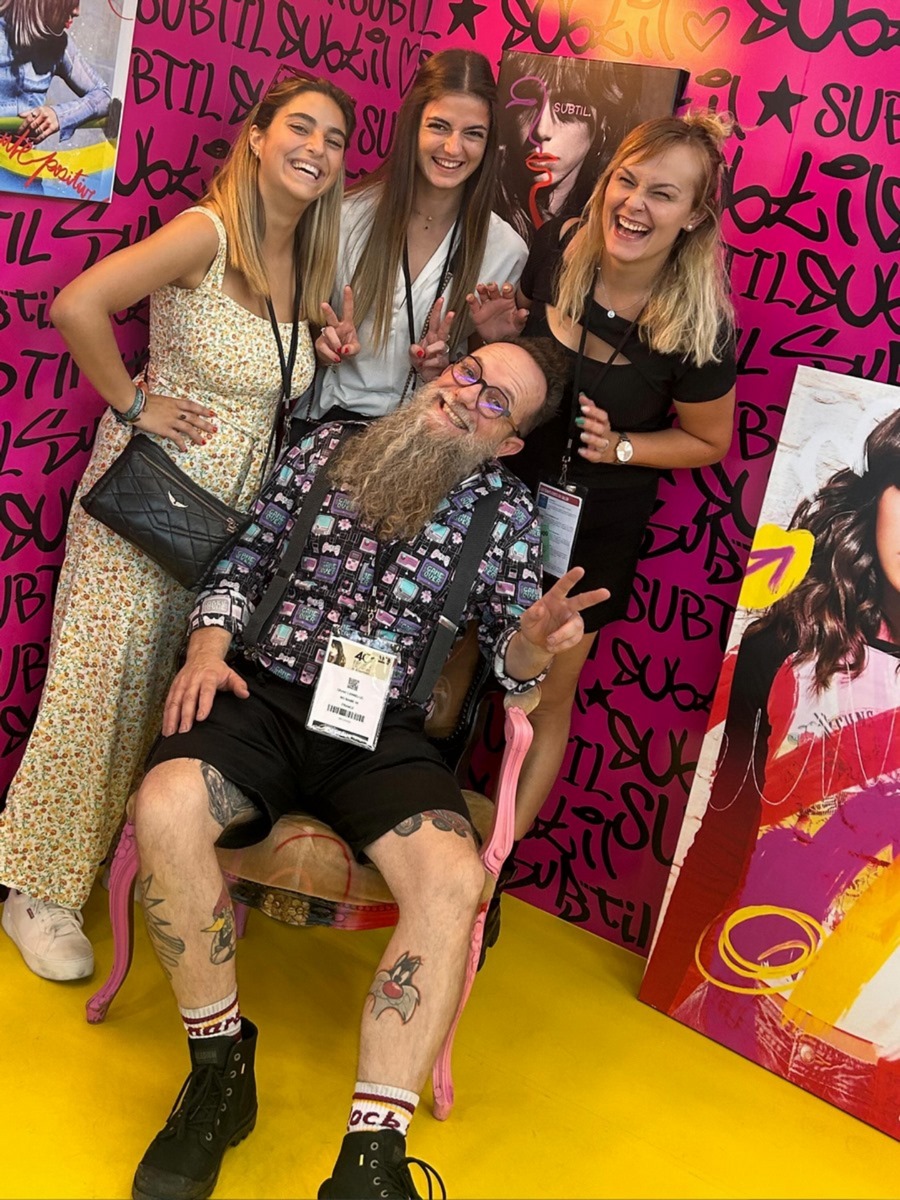 Équipe du salon de coiffure No Name 40 à Lit-et-Mixe, des coiffeurs passionnés au service des habitants de Hinx, Mezos, Mimizan et des environs.